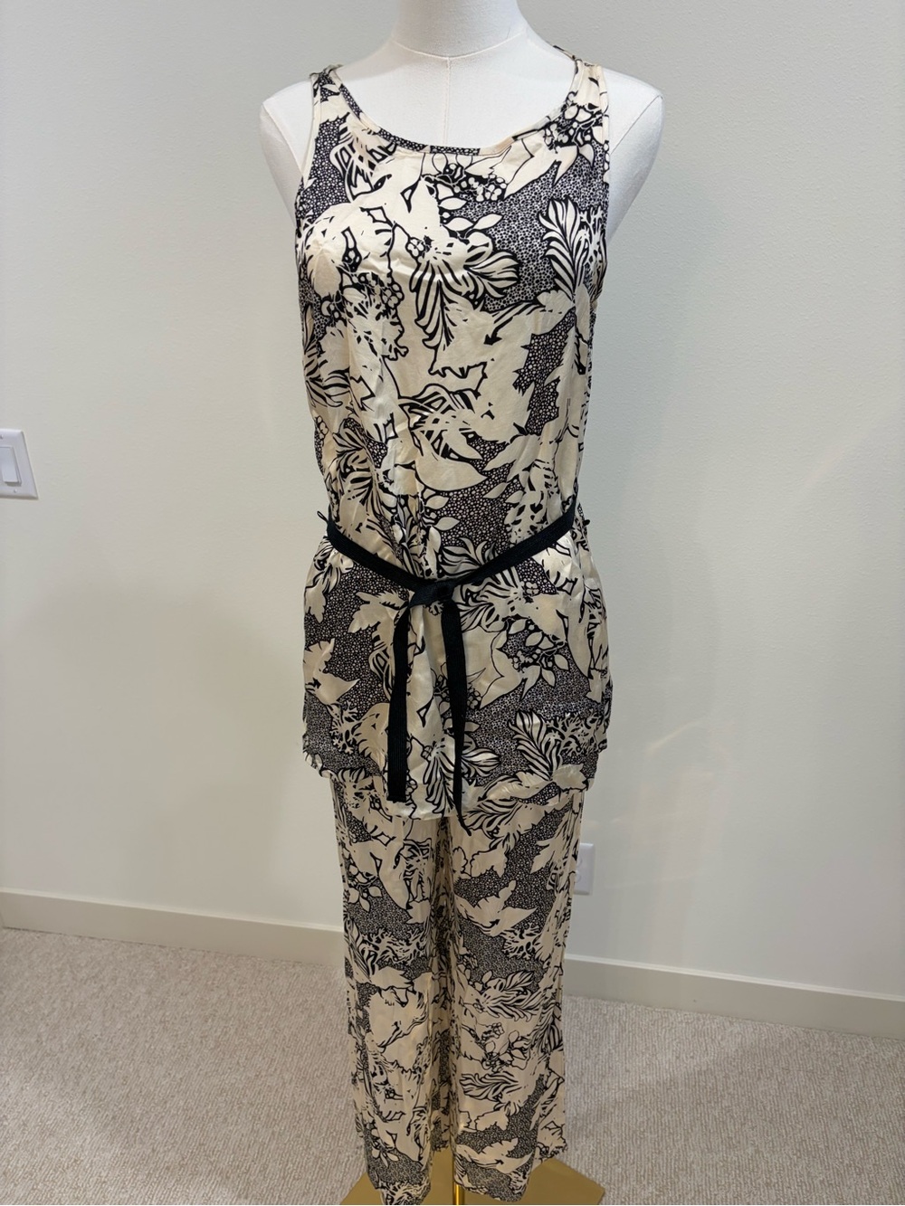 Cream & Black Printed Trousers